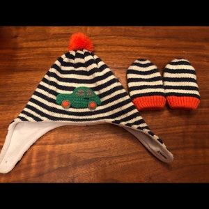 Baby Boden, 6-12 M hat and hands